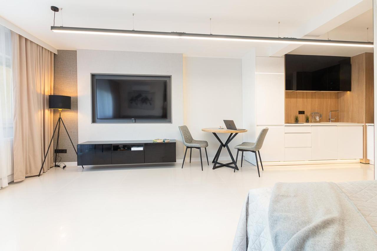 Studio Silesian Vip City Centrum Free Parking 扎布热 外观 照片